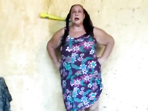 Grannie huge butt