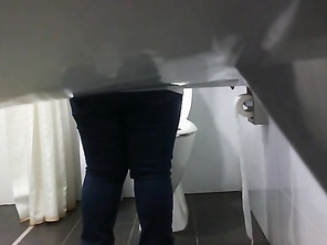 Hidden Camera FATTY Pisses Changes Pad