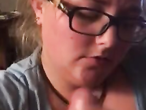 Teenage FATTY in glasses hand-job