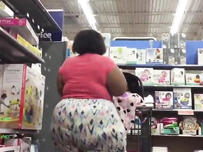 Candid SSBBW - WHOLE LOTTA SHAKIN!