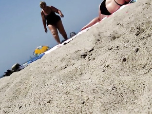SSBBW Grandma in Bikini Lots of Cellulite!!