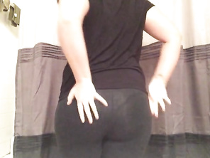 fat girl masturbating