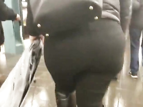 BUSSING THRU THE SLACKS!(RICAN HOUSEWIFE)