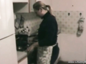 Quickie Oral in the Kitchen
