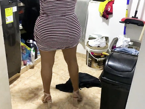 I CATCH MY STEPMOTHER AND WE END UP FUCKING ON THE COUCH