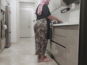 My Huge Butt stepmom wanted to stay home alone with me.
