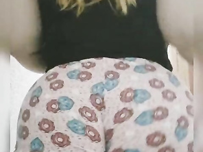 Shaking my big butt for you